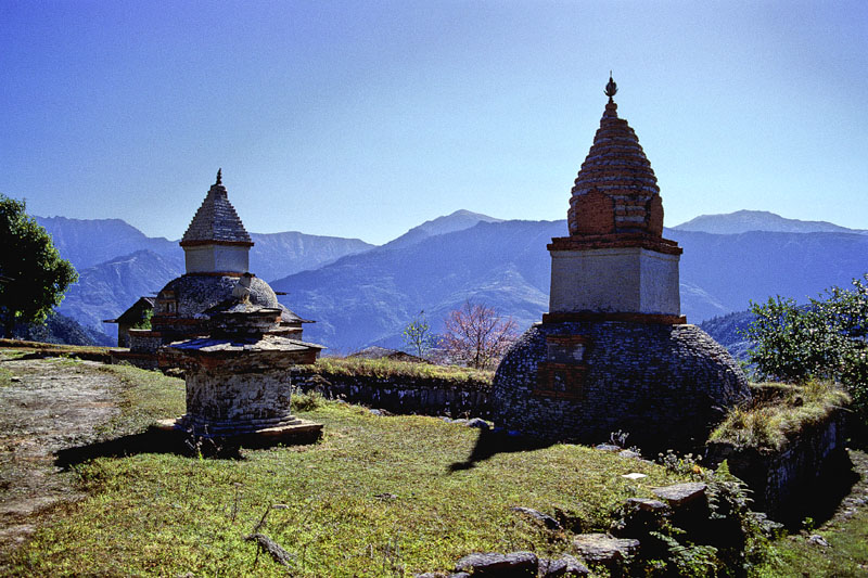 Stupa del villaggio di Junbesi