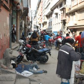 per le strade di kathmandu